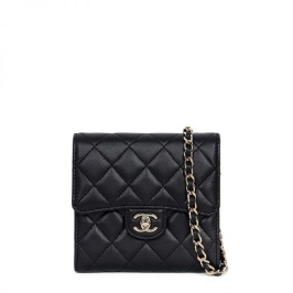 Chanel Chain Clutch AP3061 Y33352 C3906, Black, One Size